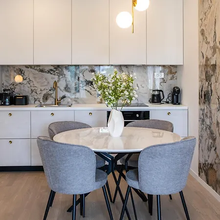 Avia Apartment