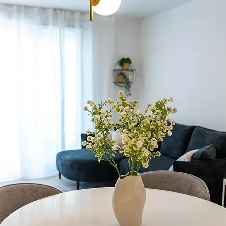 Apartment Avia
