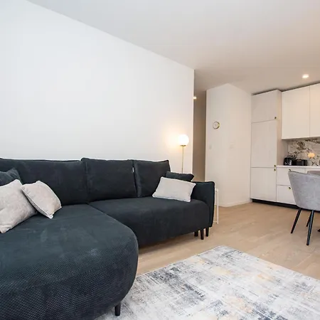 Apartment Avia *