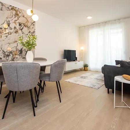 Avia Apartment Zadar