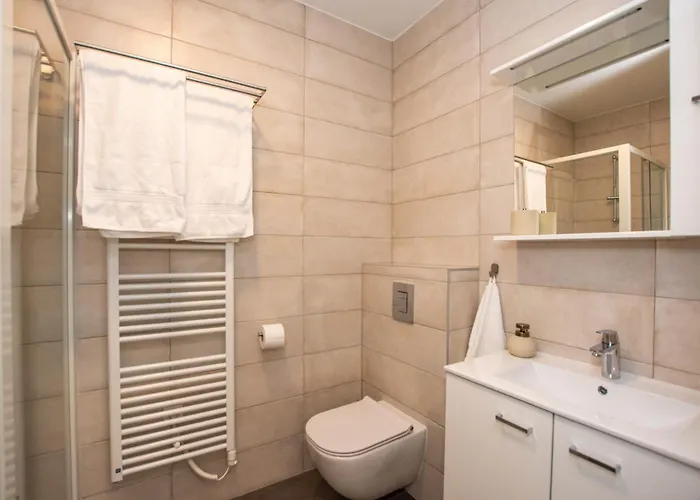 דירה Avia זאדאר